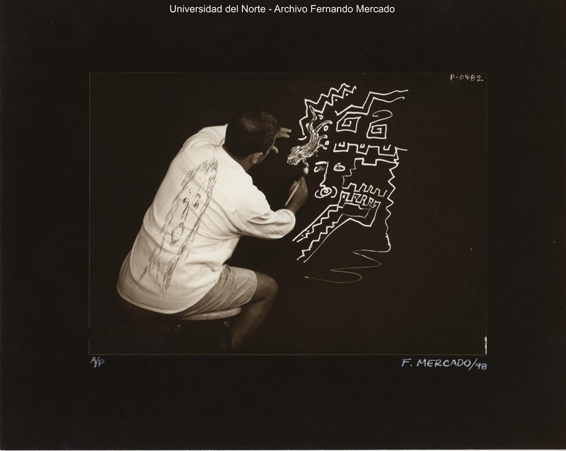 Obra: "Pintando" intervención a blanco y negro hecha por el artista sobre el negativo<br />

